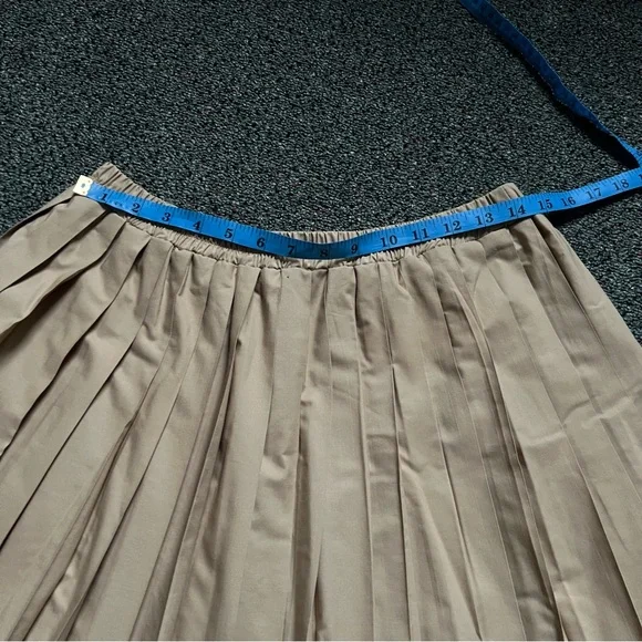 Beige Camel Tan Pleated Elastic High-Waist Modest Maxi Cotton Lightweight Skirt - Picture 13 of 16